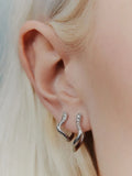 Yasmin 8 Huggie - Silver