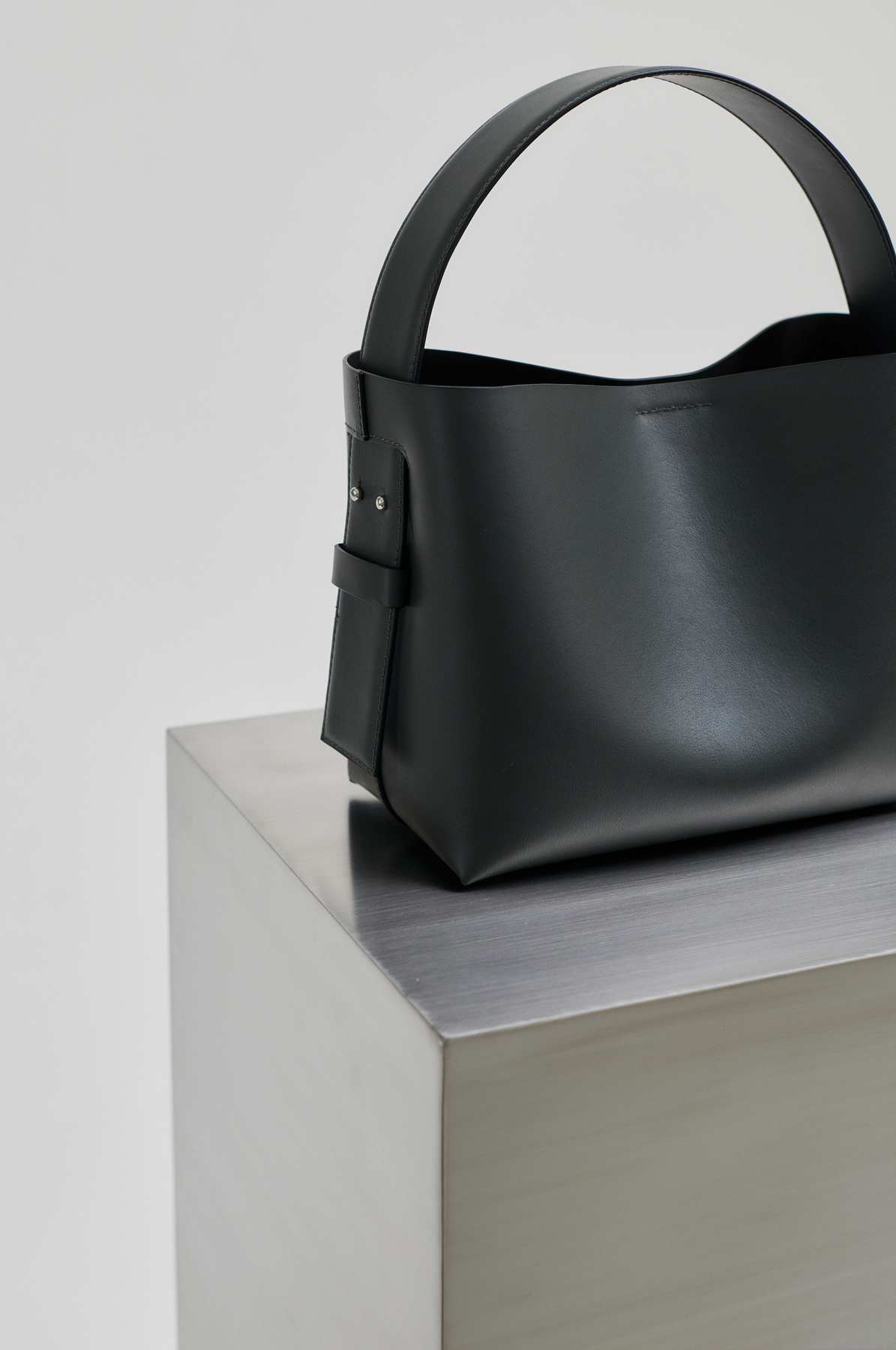 SH - Leata Leather Bag - Volcanic Ash