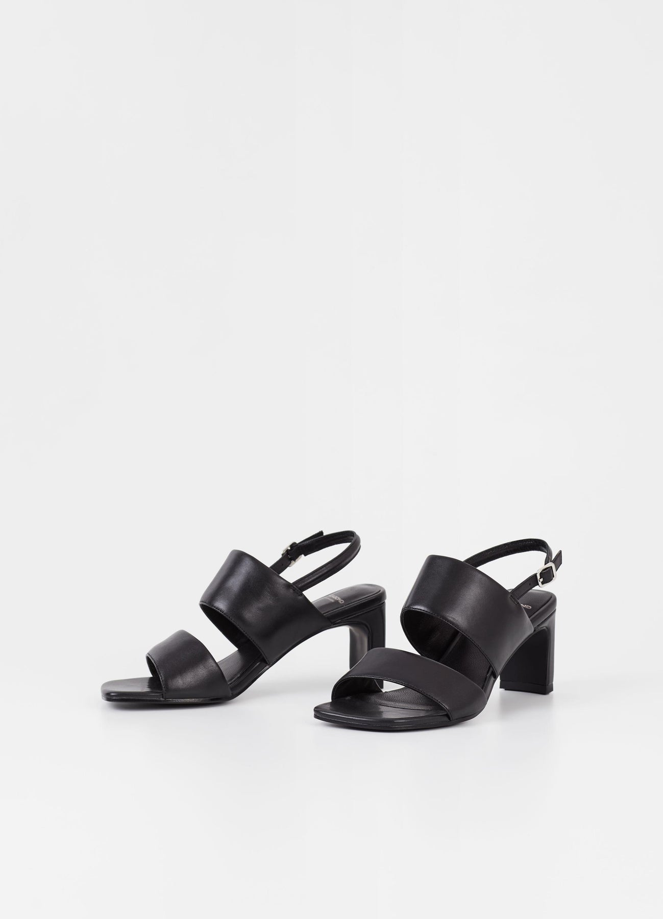 5712 Luisa - Black