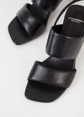 5712 Luisa - Black