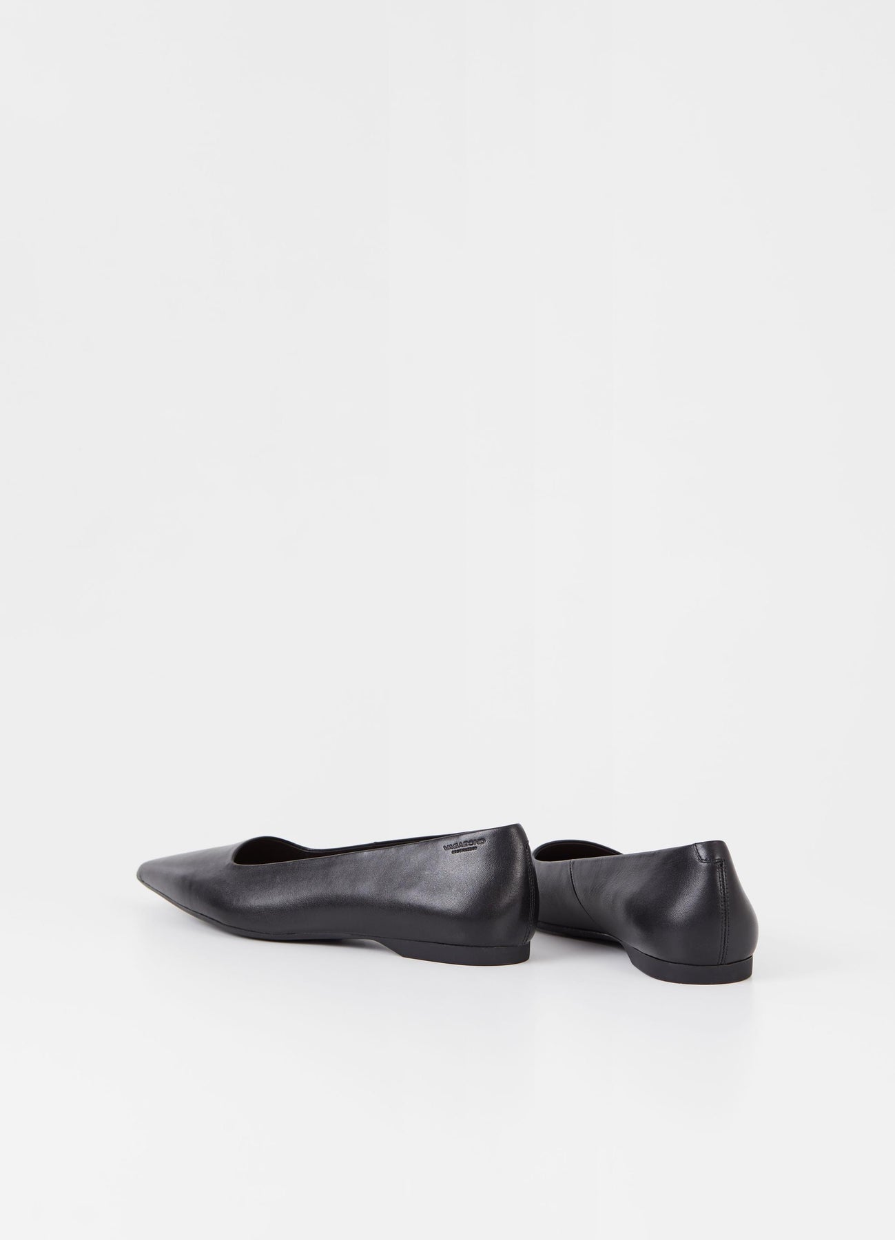5733 Hermine - Svart