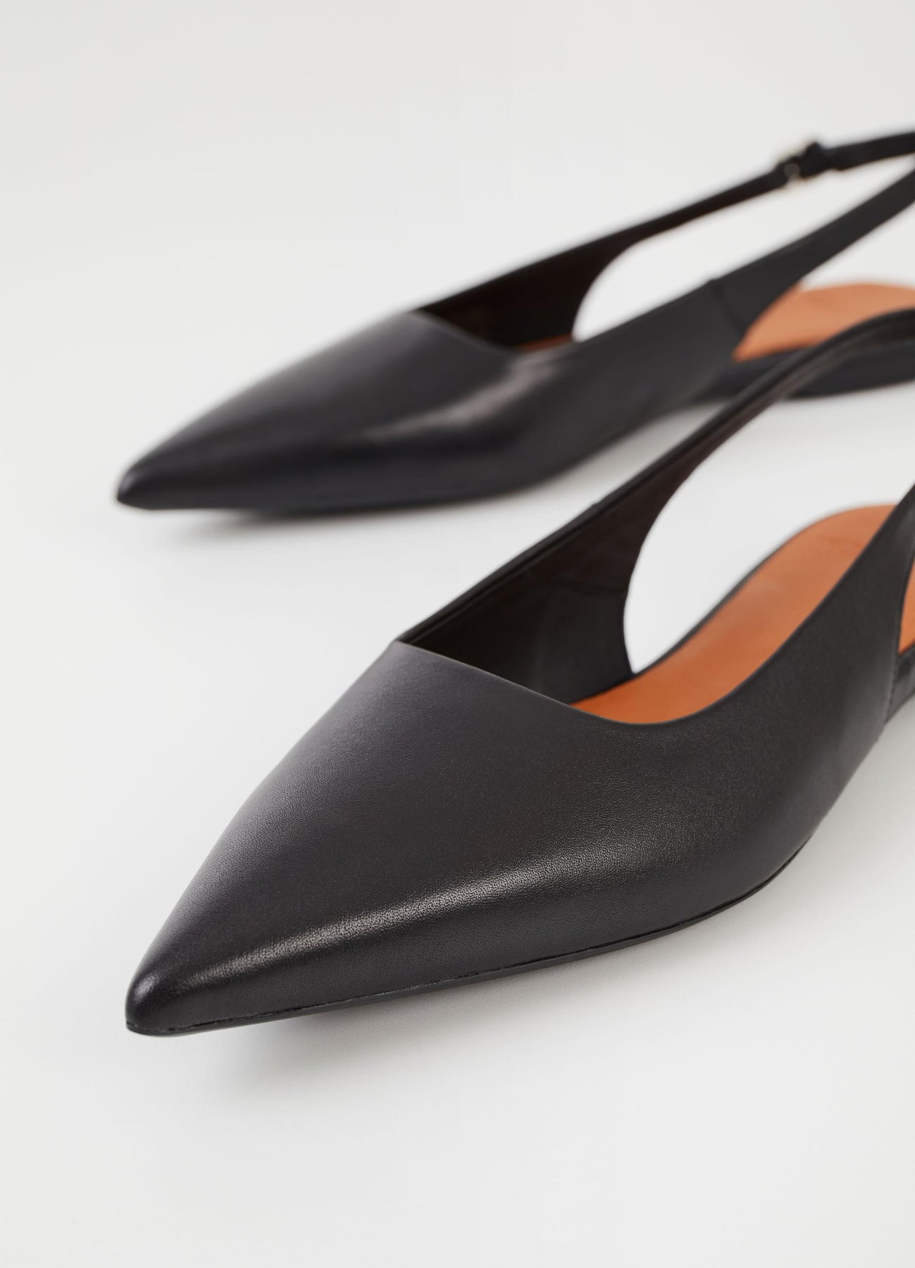 5733-101 Hermine - Black