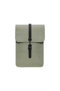 `: `Ryggsäck Mini W3 - Drift`

Let's verify:
- Language: Swedish.
- "Backpack" -> "Ryggsäck".
- "Mini W3 - Drift" -> "Mini W3 - Drift".
- Result: `Ryggsäck Mini W3 - Drift`

<r>Ryggsäck Mini W3 - Drift