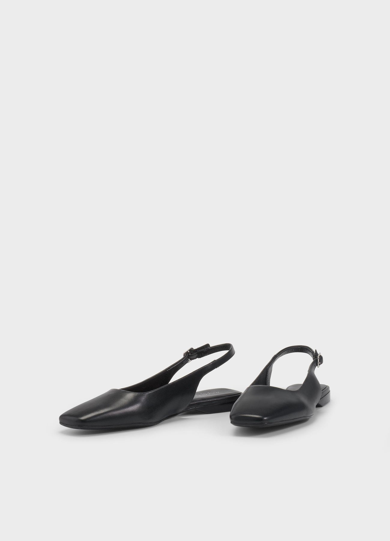 5907-201 Delia - Svart