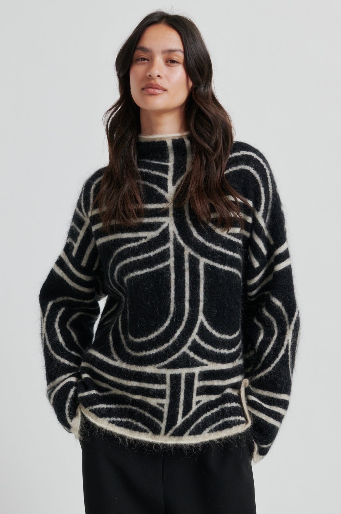 Signa Knit T-Neck - Svart