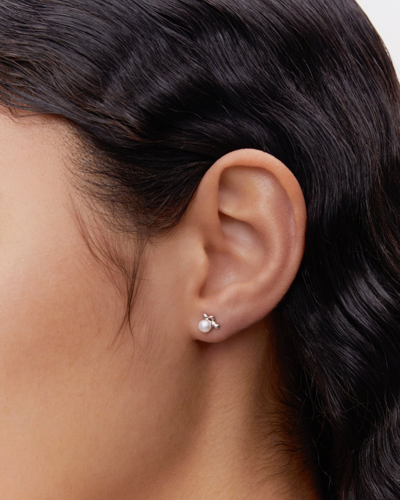 Shibuya Ichi Stud - Silver