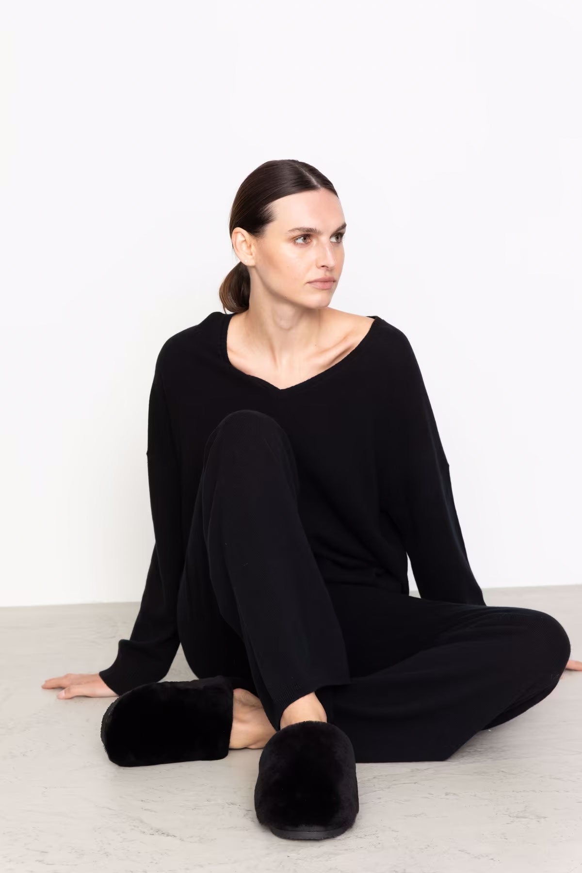 Cozy Slippers - Svart