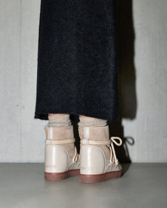 Classic Wedge - Beige