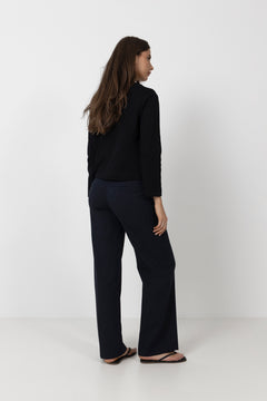 Essential Ls Boxy Tee - Black