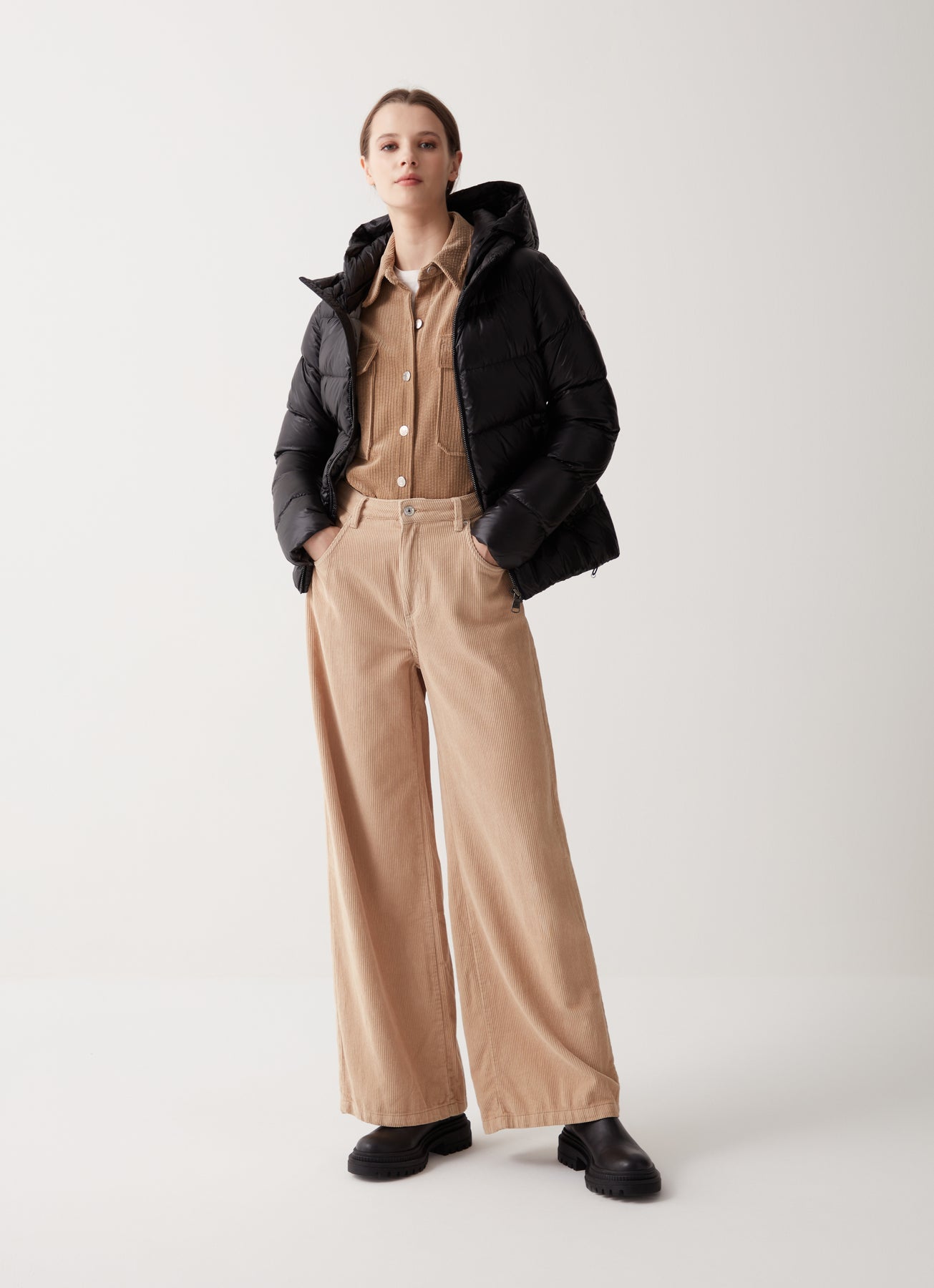 2216 Iridescent Down Jacket With Maxi Collar - Black/Dark Steel