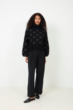 Fam Sweater Short - Black