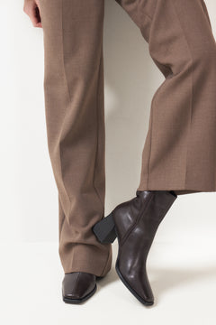 5002 Hedda - Chocolate