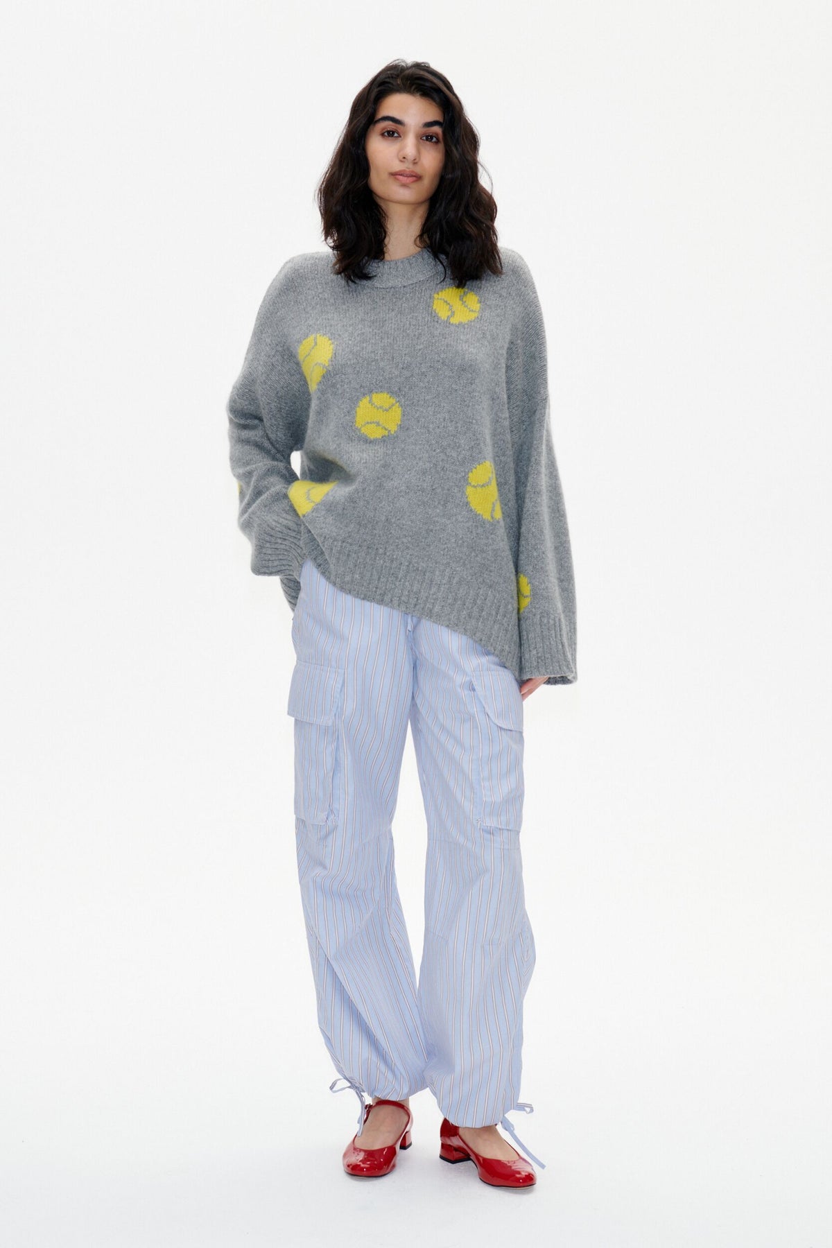 Crissa - Gray Tennisball