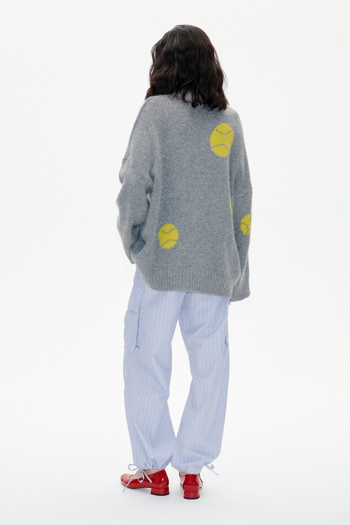 Crissa - Gray Tennisball