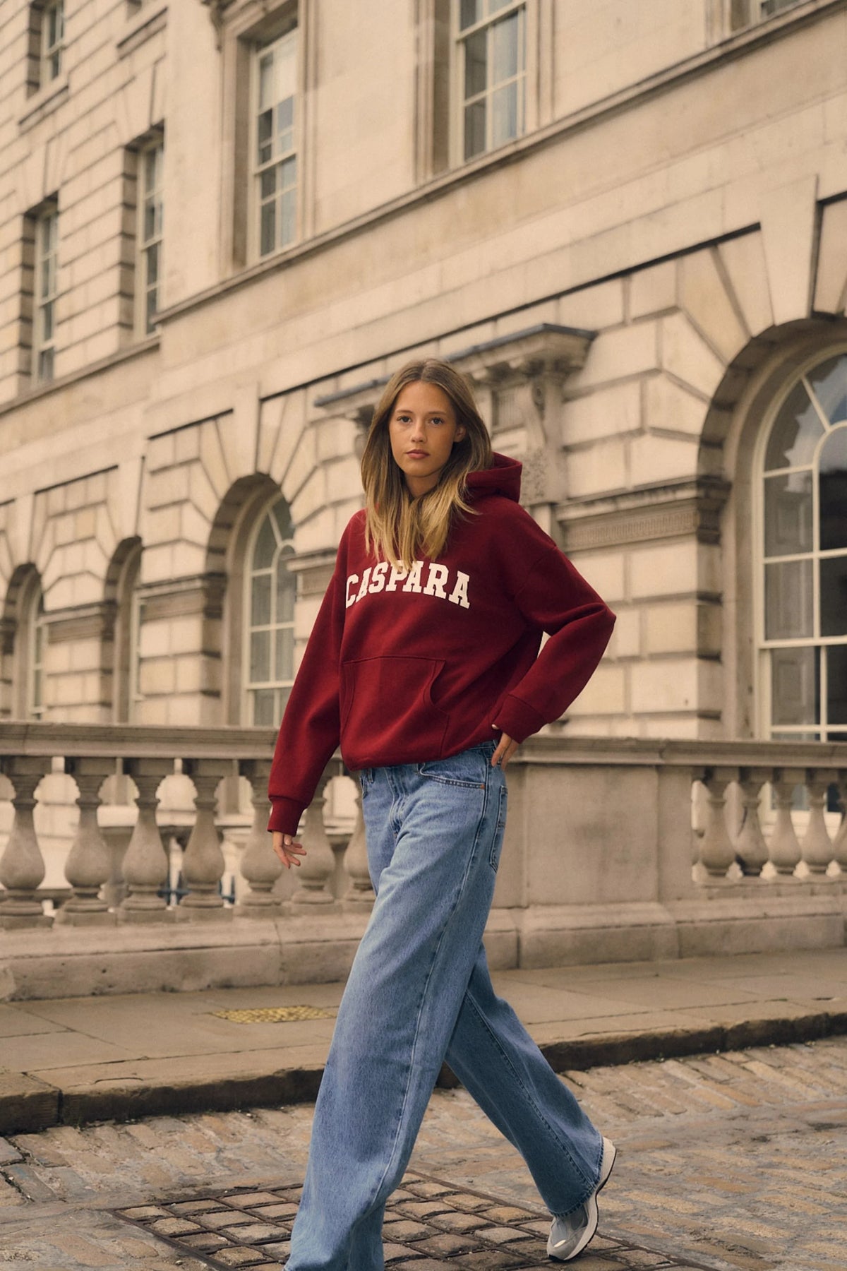 W. Varsity Hoodie - Burgundy