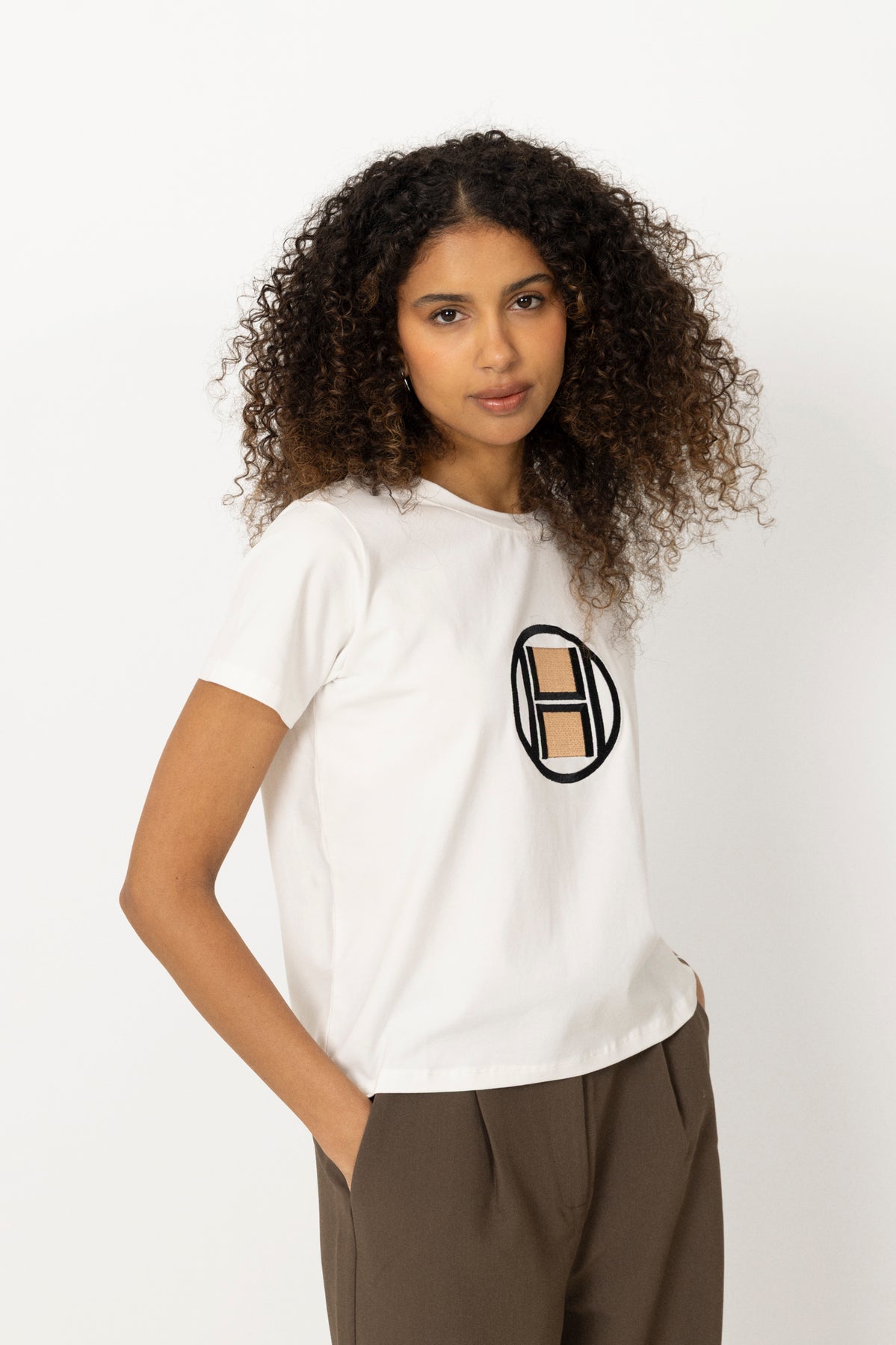 Logo T-Shirt - White Alyssum