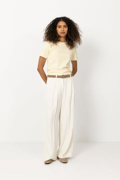 Linn Tee - Pastel Yellow