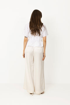 Poppycc Emb Ss V-Shirt - White