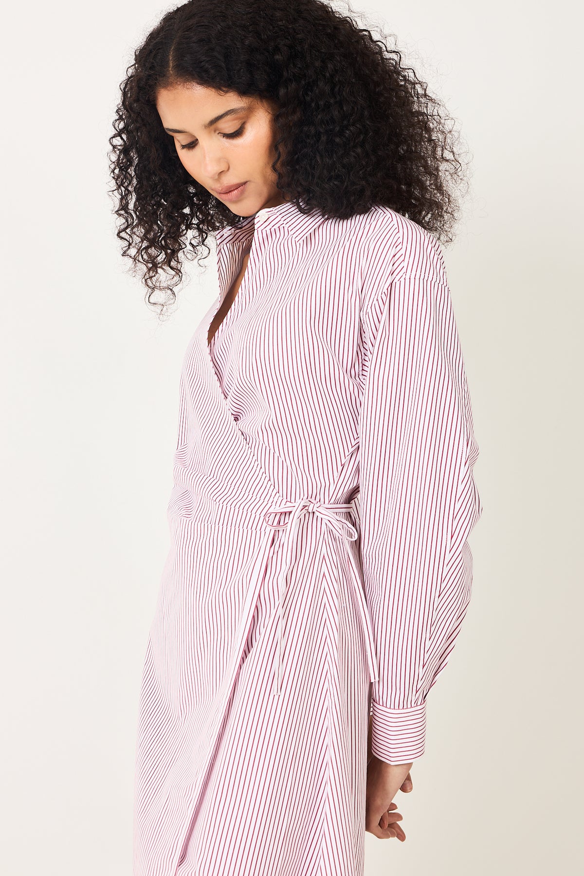 Wrap Shirt Dress - Vit/Röd Pinstripe