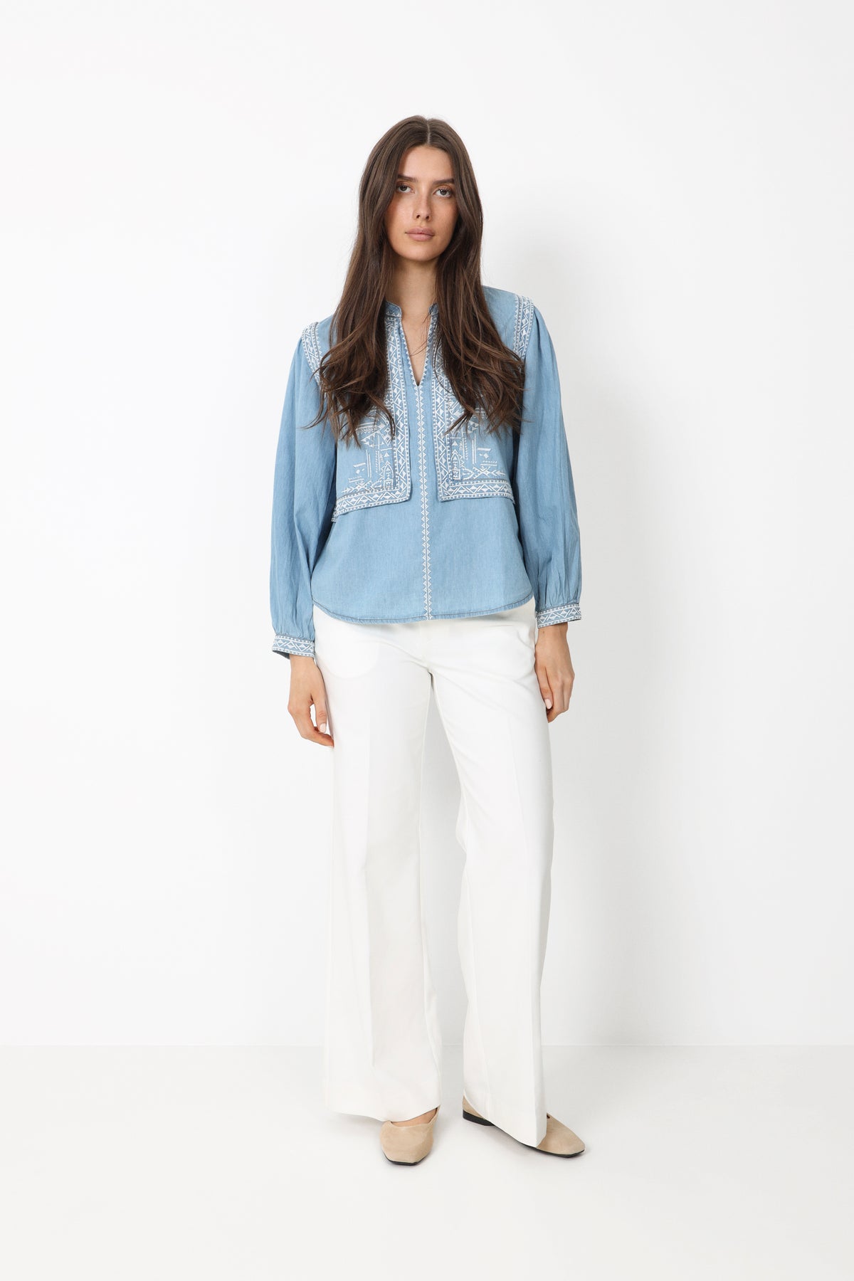 Blus Laura - Light Used Blue