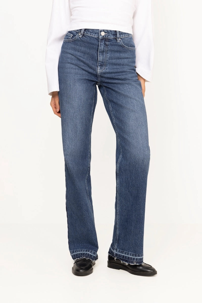 Eli Ada Hw Straight Jeans Long - Mid Blue Wash