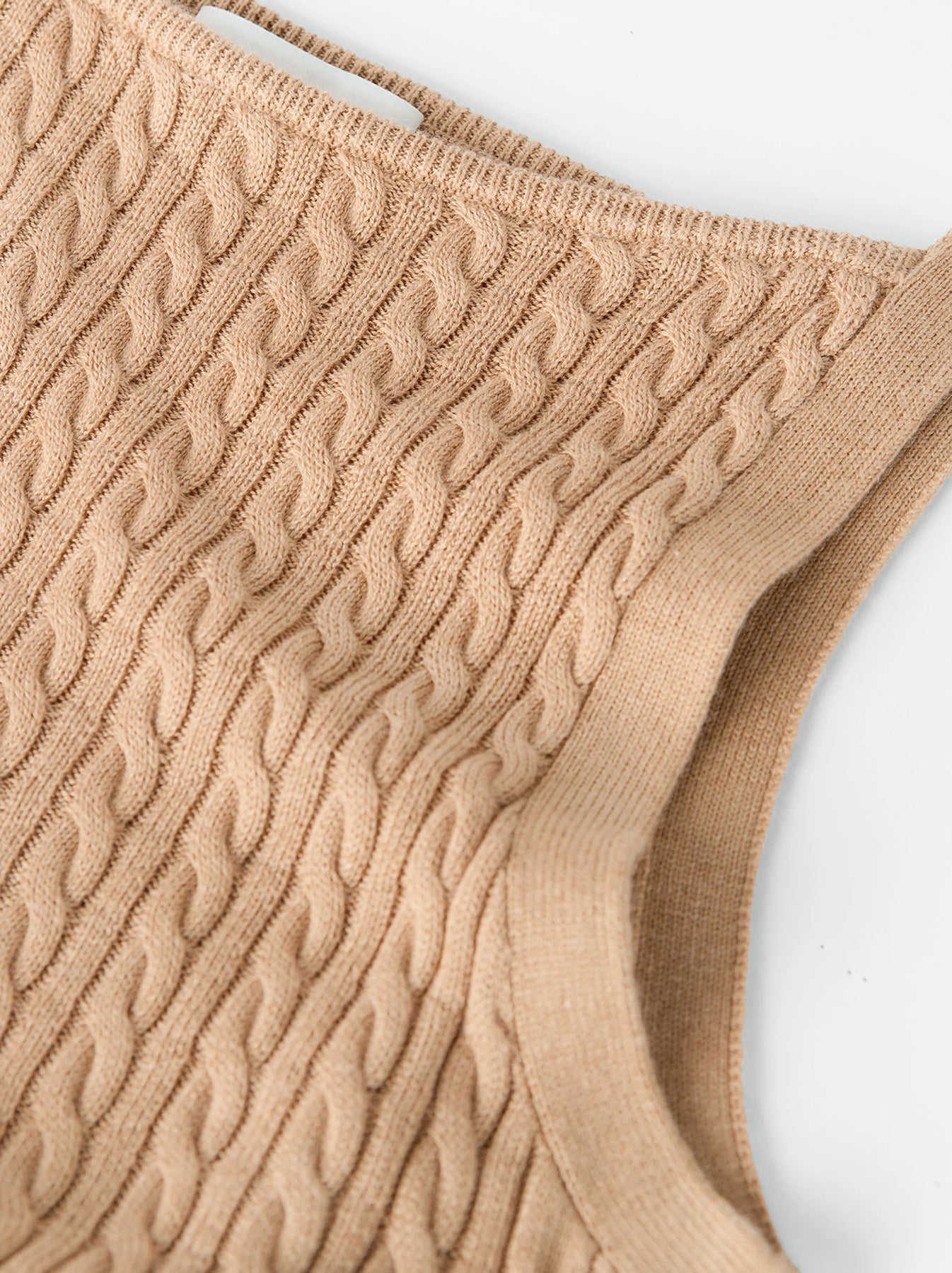 Fine Knit Cable Knit Singlet - Camel