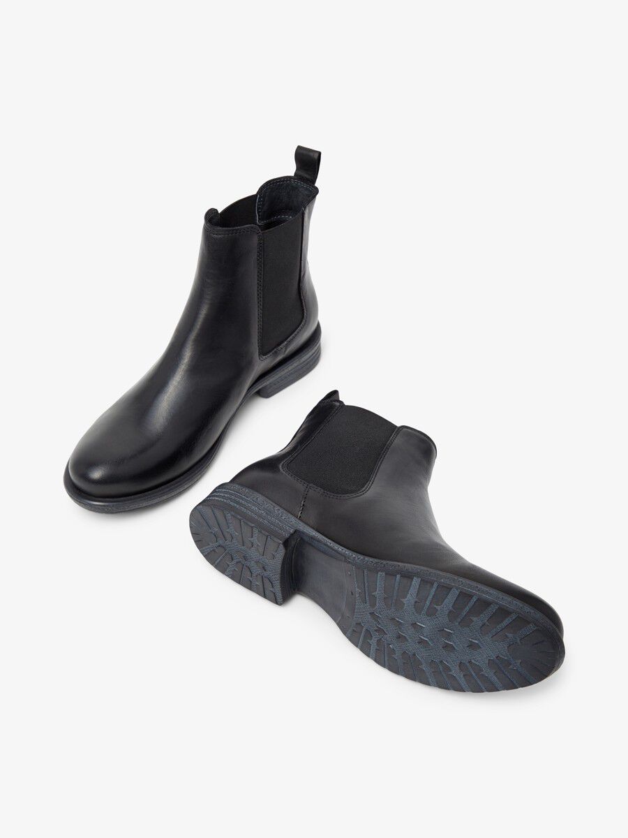 Biadanelle Chelsea Boot - Black