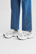 Marathon Runner - White/Silver