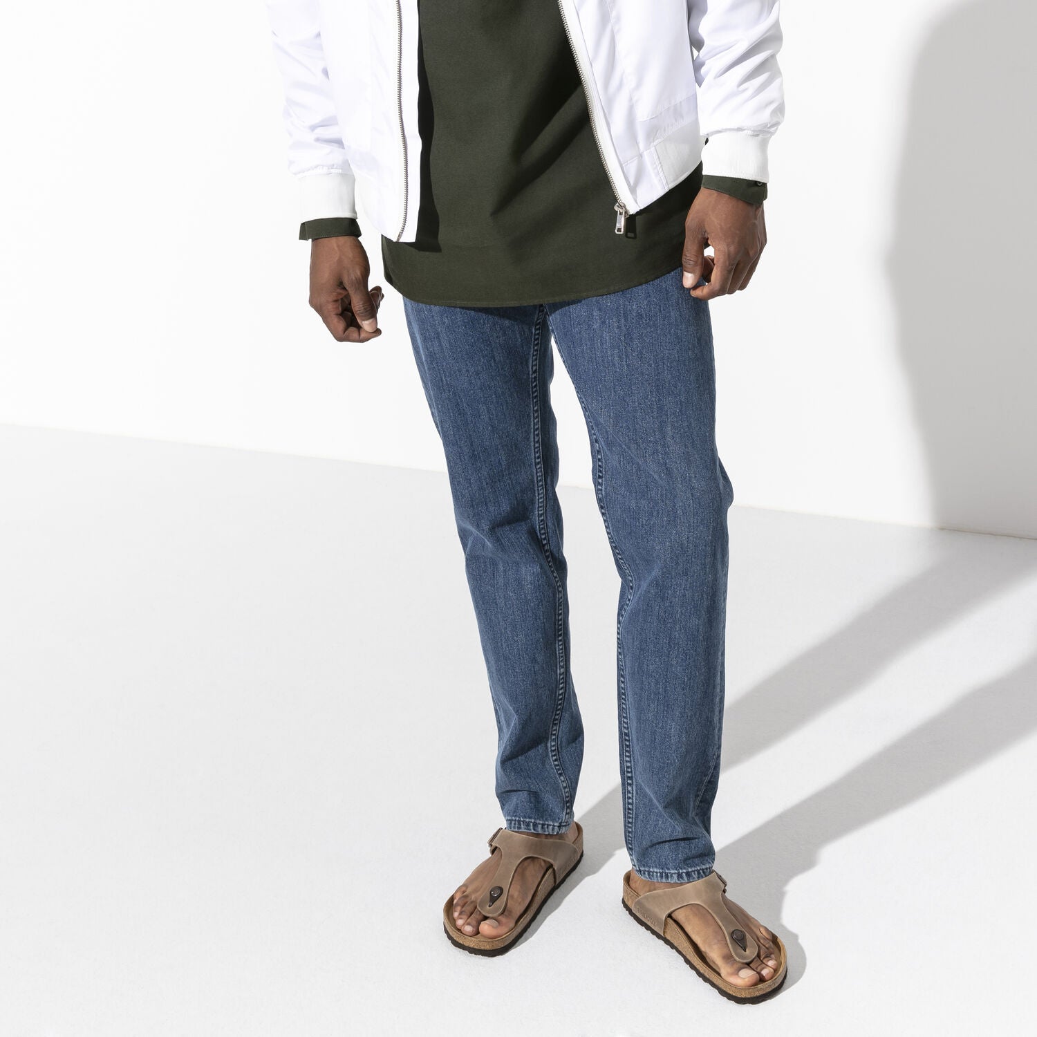 Birkenstock Gizeh Oiled Leather Regular - Tobacco Brown