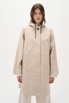 Mylahiw Waterproof Cape - Sandstone