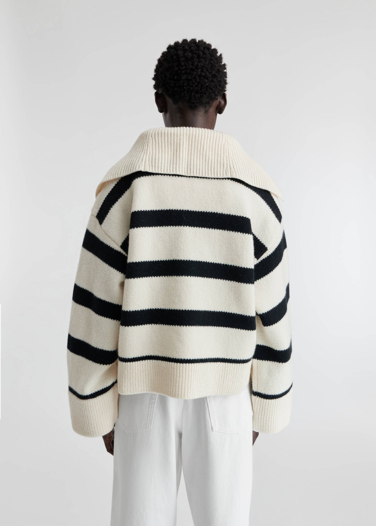 Clio Cropped Sweater - Black / Off White Stripe