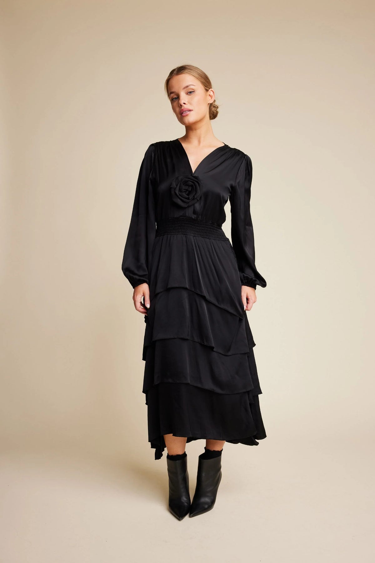 Angel Satin - Black
