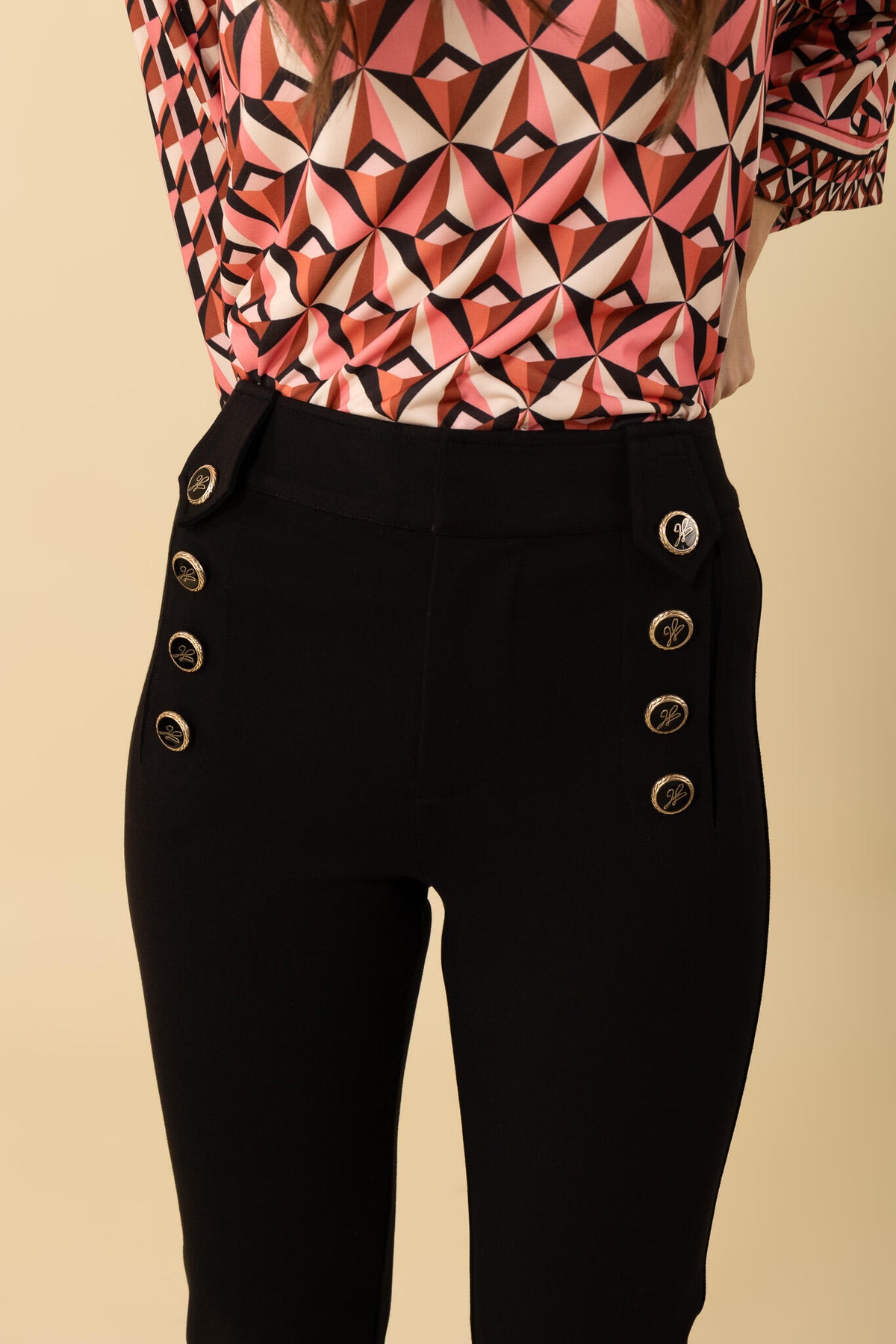 Lexi Pants W Buttons - Black