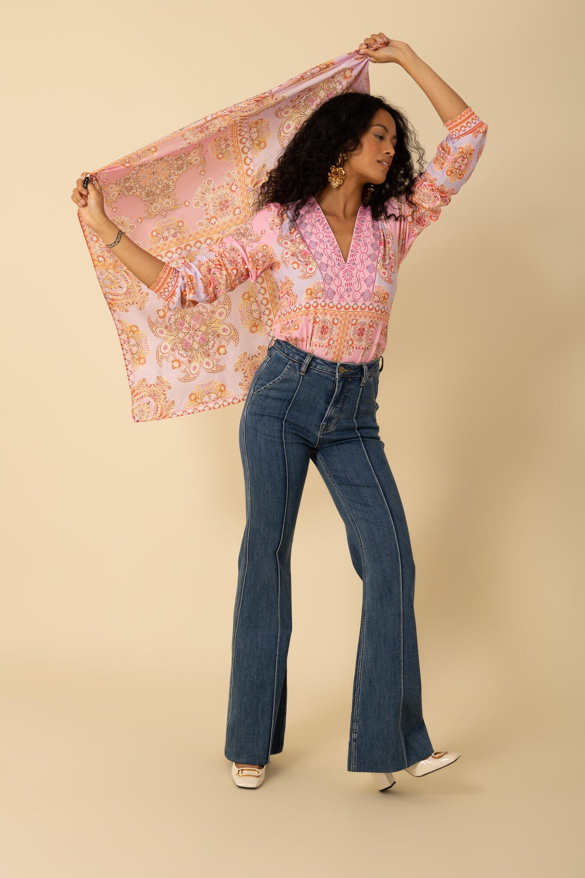 Erin Scarf - Coral