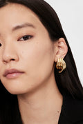 Crossover Ribbed Earrings - Guld