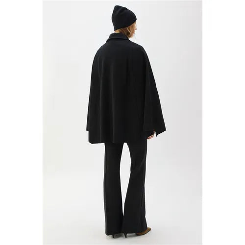 Minou Cape - Svart