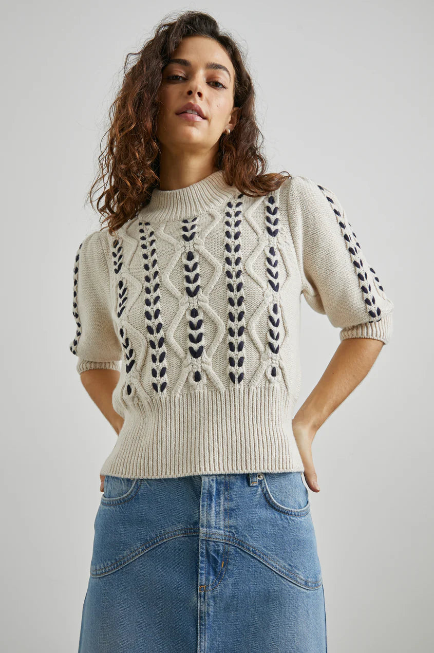 Addy - Oatmeal Navy Cables