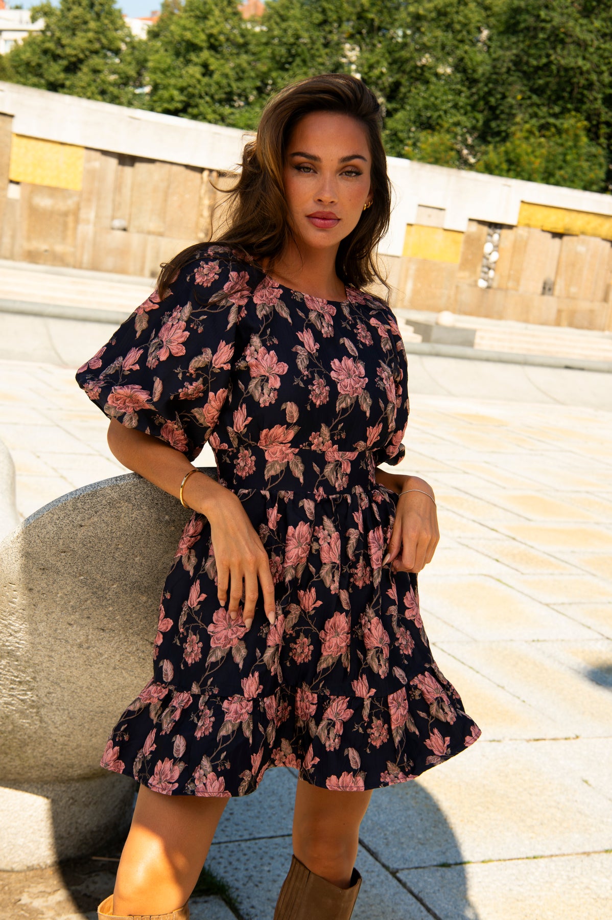 Svanhild Brocade Dress - Navy Flower