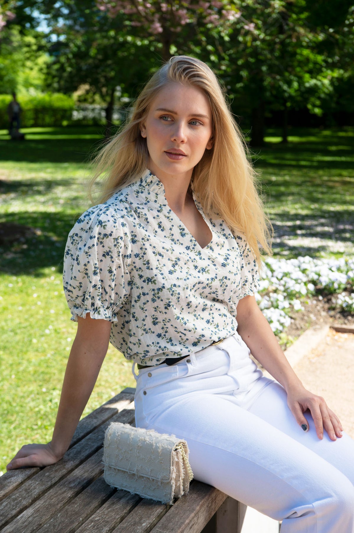 Signy Blouse - White Blue