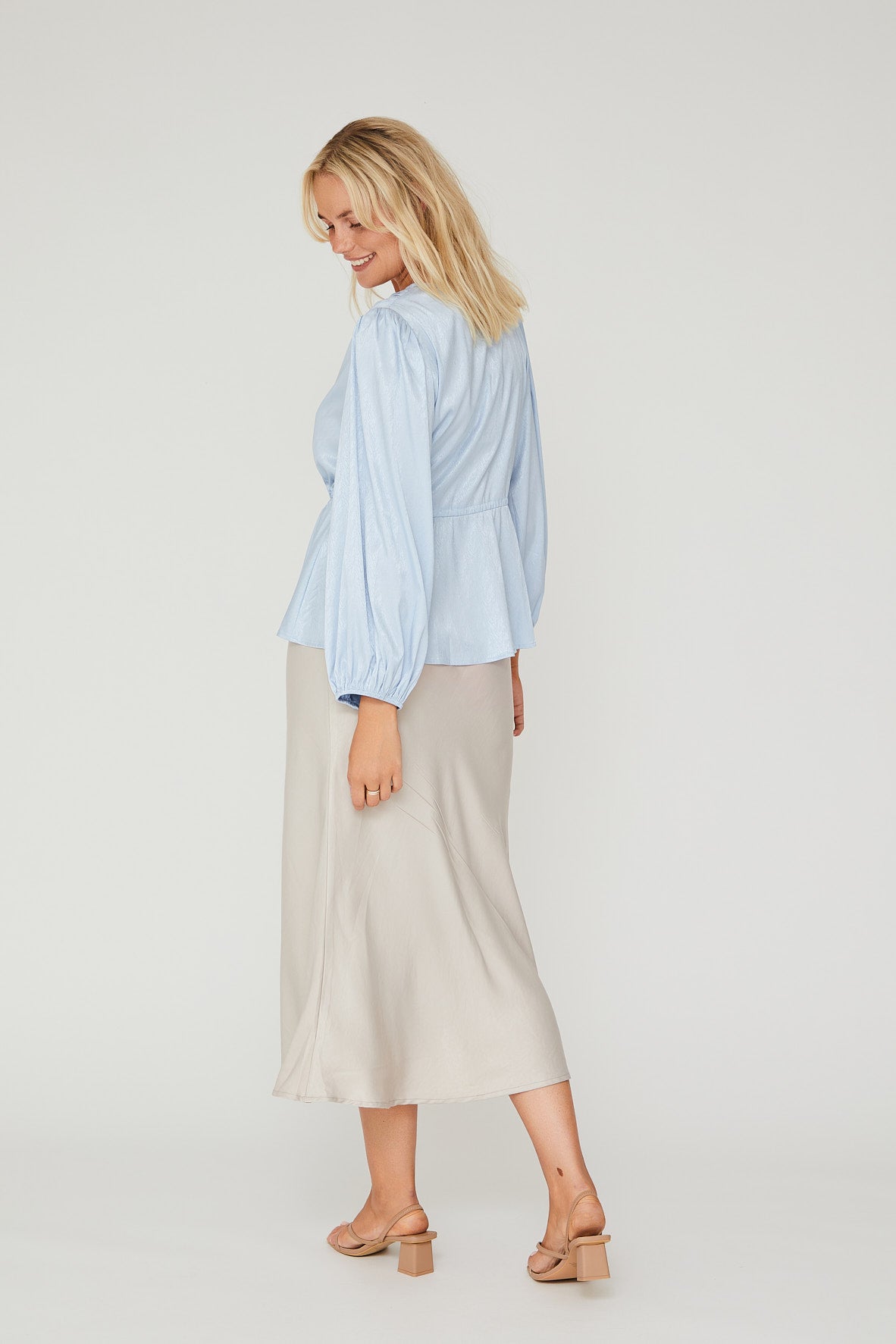 Carry Sateen Skirt - Light Sand