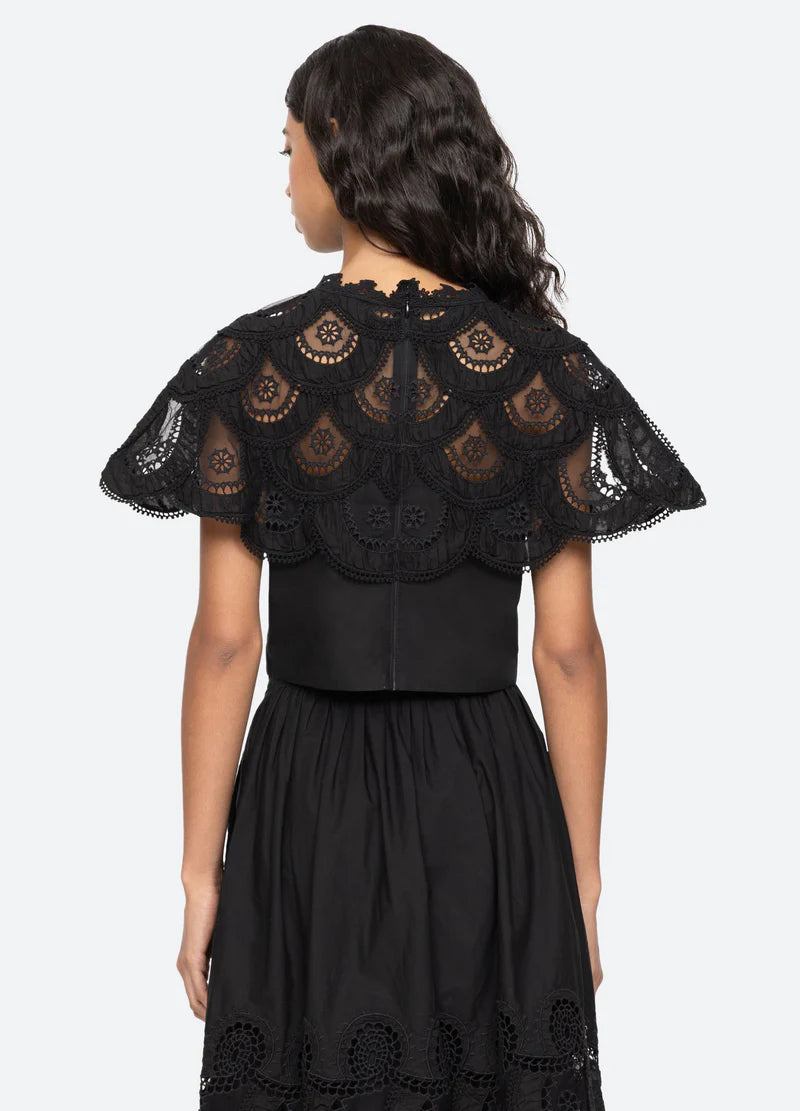 Drea Embroidery Top - Svart