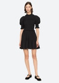Regina Seersucker Puff Slv Smocked Dress - Svart