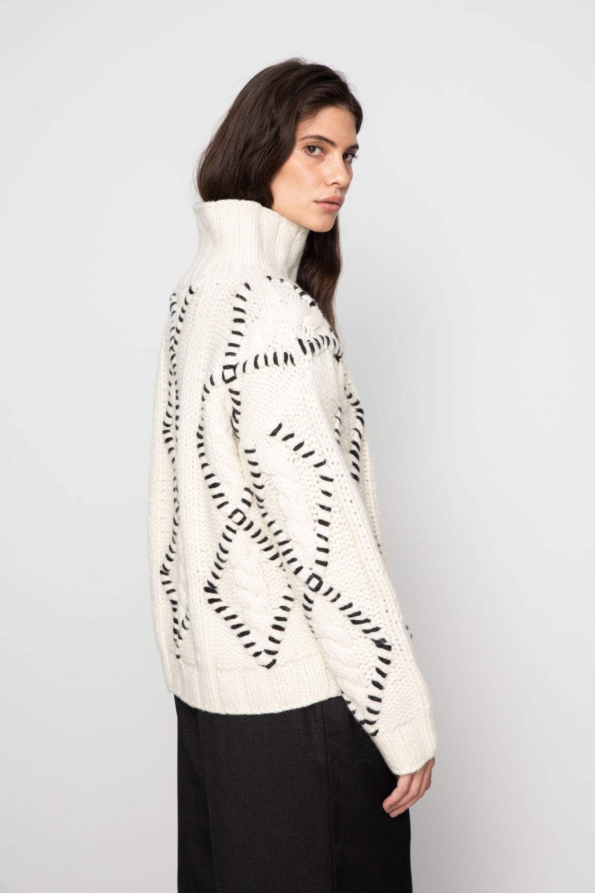 Neva Cable Knit - Cream