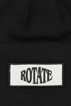 Knitted Beanie W. Patch - Black