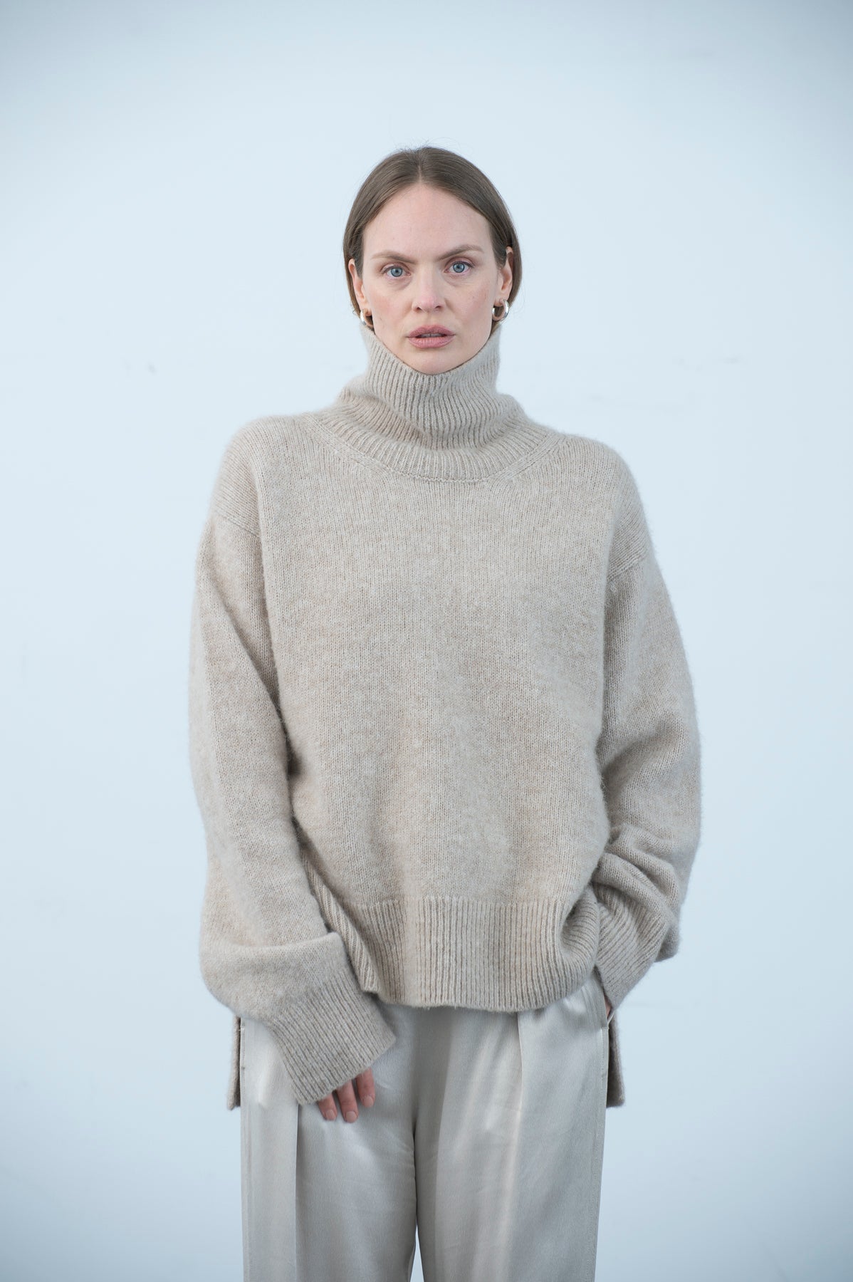Alwyn - Beige