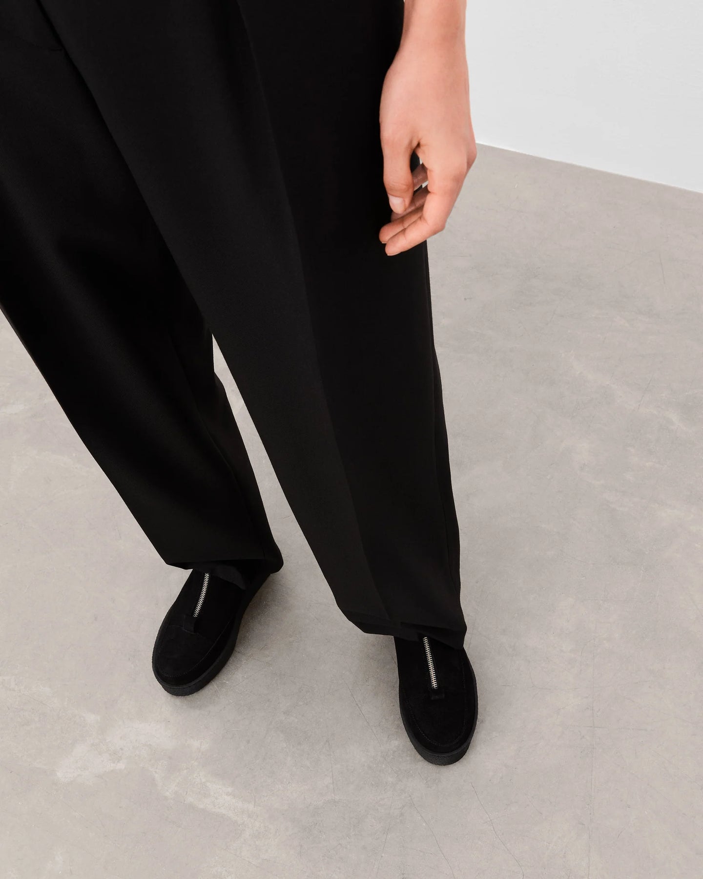 Amelia - Suede Black