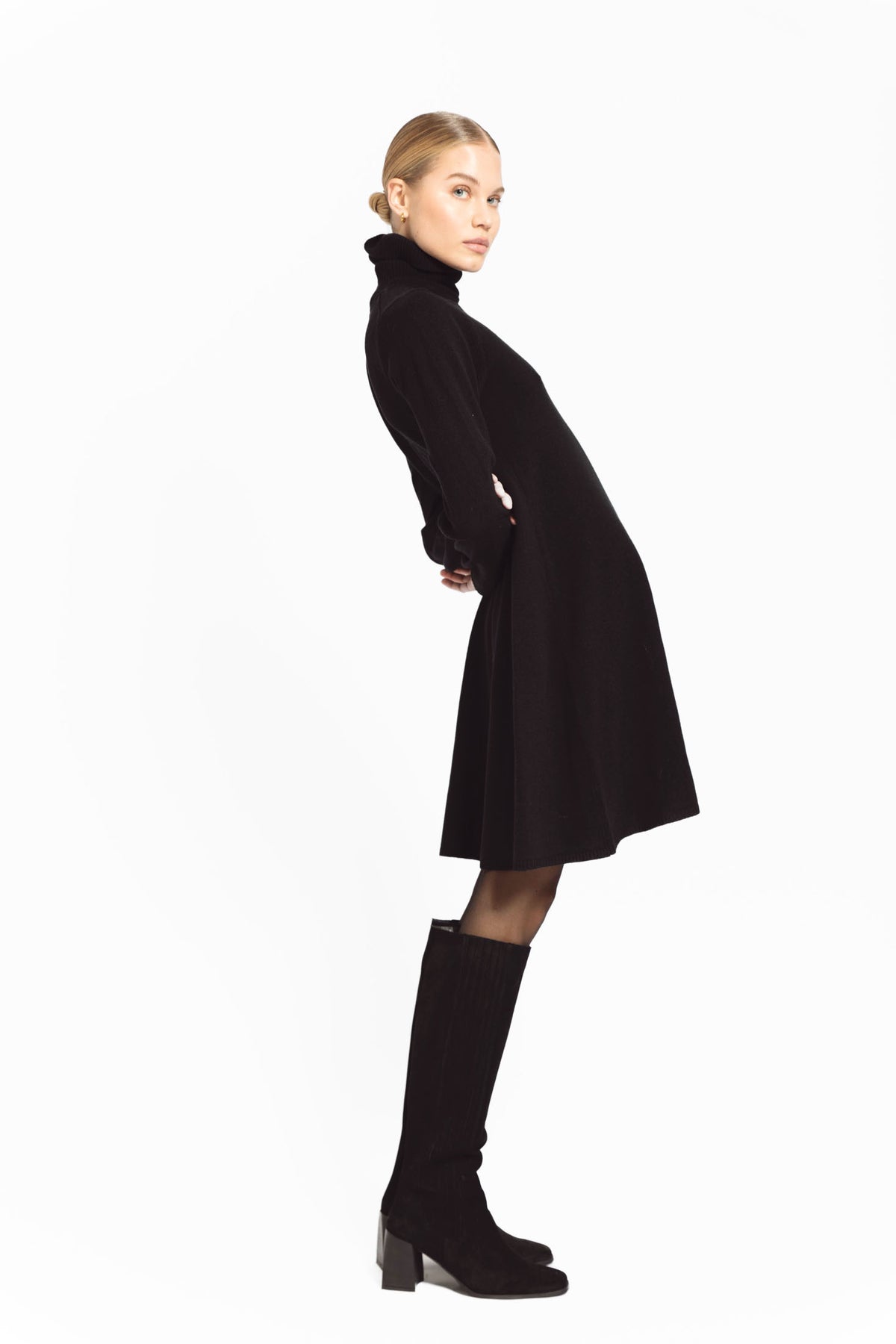 Siwa Suede Knee Boot - Black