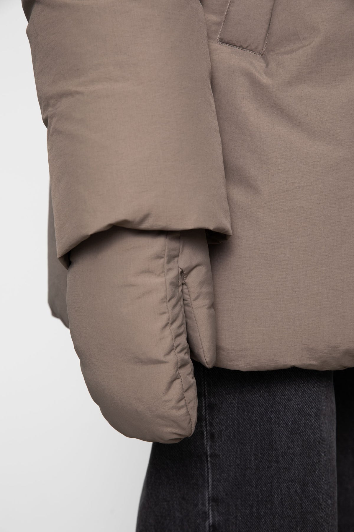 Olina Down Mittens - Dark Taupe