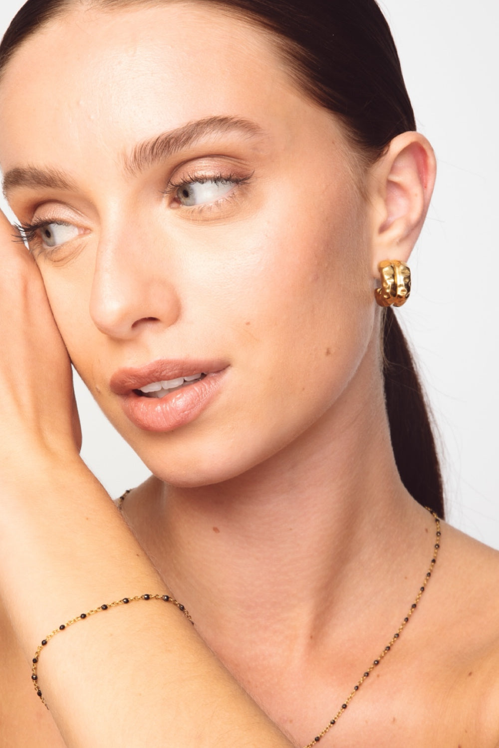 The Black Bead Bracelet - Gold