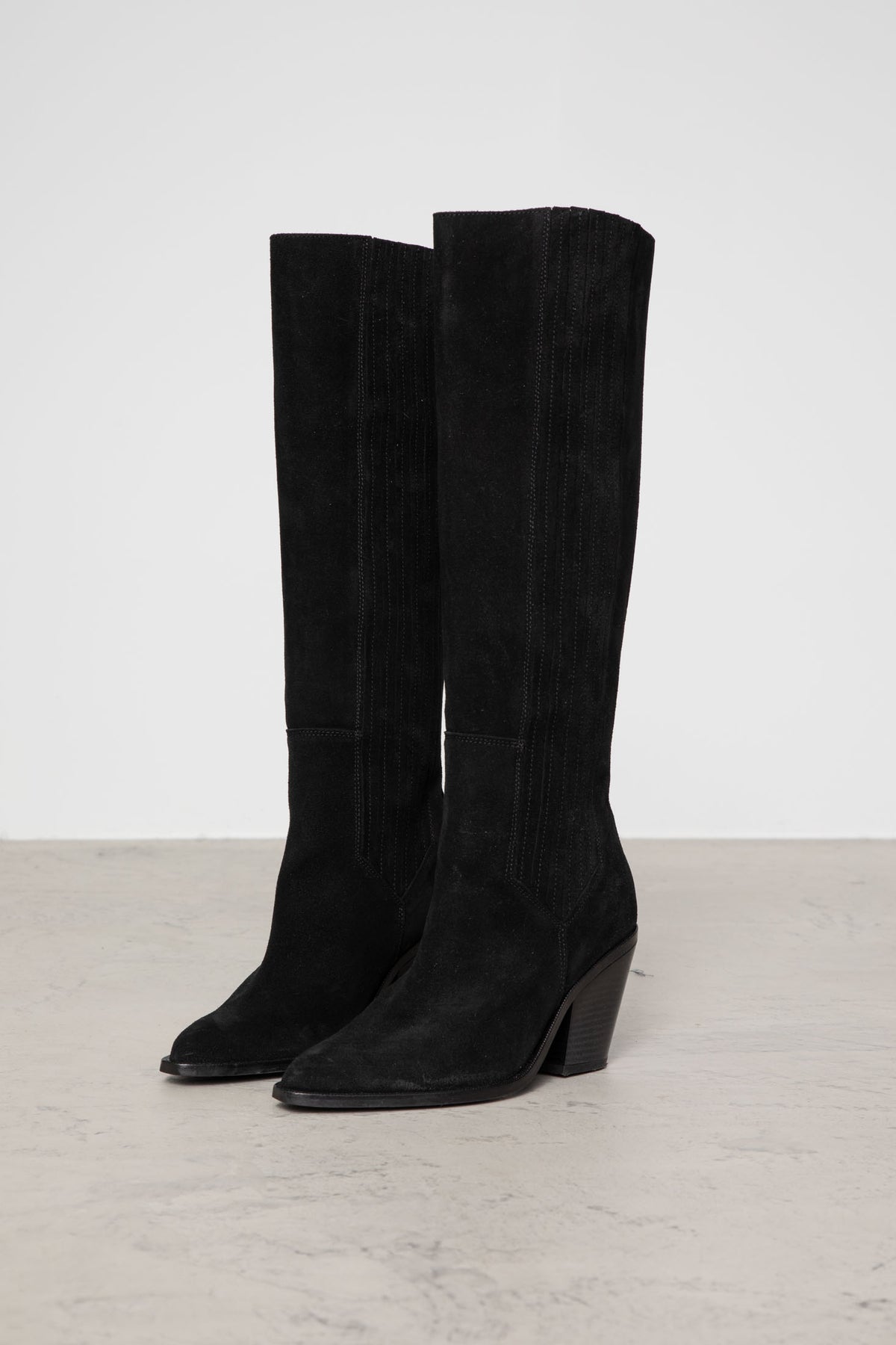 Wilma Knee Boot - Svart Mocka